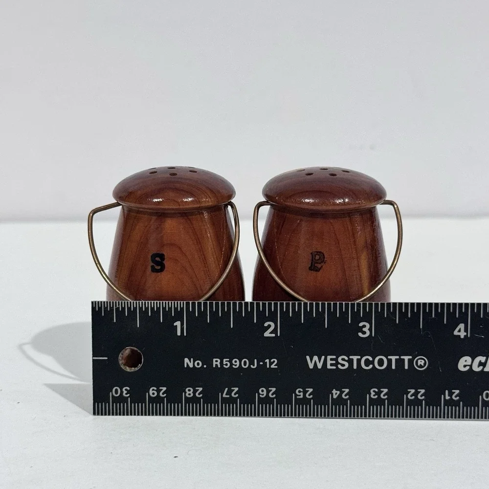 Wooden Lanterns W Handles‎ Salt & Pepper Shaker Set W Stoppers